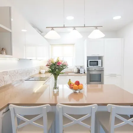 Spinola Bay's Nest - Elegant And Modern Apartment Saint Julian's